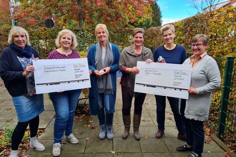 Spendenübergabe der Rösrather Steine an die Tafel Rösrath